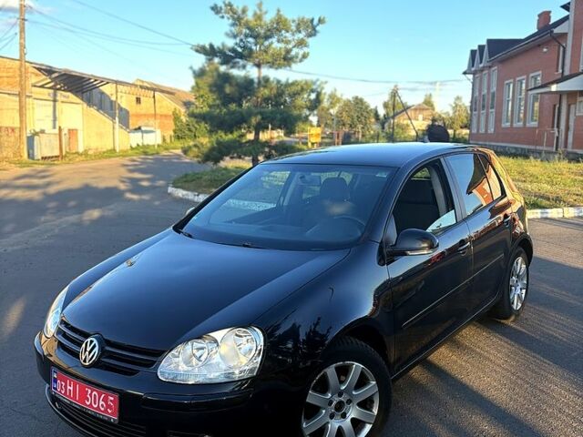 Черный Фольксваген Гольф, объемом двигателя 1.6 л и пробегом 205 тыс. км за 6100 $, фото 1 на Automoto.ua