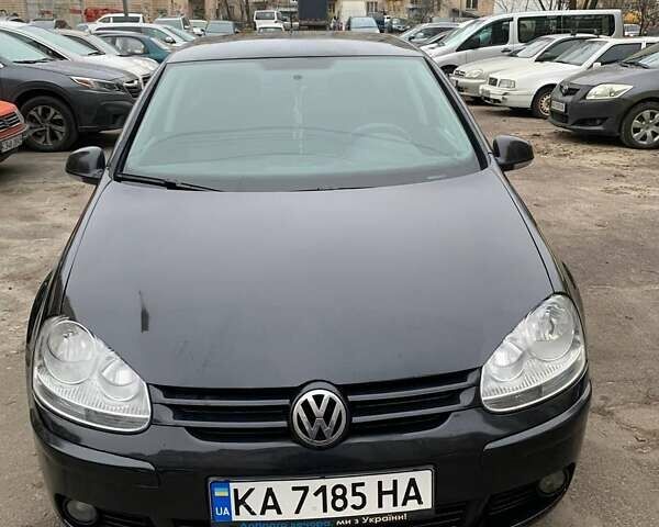 Чорний Фольксваген Гольф, об'ємом двигуна 1.6 л та пробігом 279 тис. км за 5200 $, фото 1 на Automoto.ua