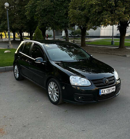 Черный Фольксваген Гольф, объемом двигателя 1.4 л и пробегом 213 тыс. км за 5999 $, фото 1 на Automoto.ua