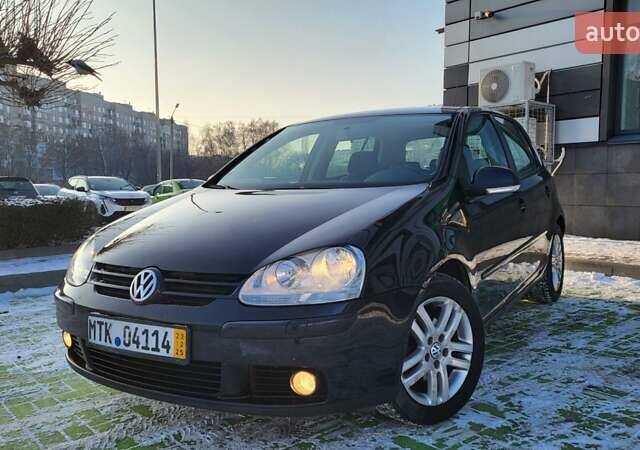 Черный Фольксваген Гольф, объемом двигателя 1.4 л и пробегом 208 тыс. км за 6300 $, фото 1 на Automoto.ua