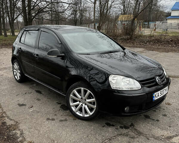 Черный Фольксваген Гольф, объемом двигателя 1.6 л и пробегом 192 тыс. км за 5600 $, фото 1 на Automoto.ua