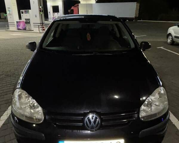 Черный Фольксваген Гольф, объемом двигателя 1.39 л и пробегом 193 тыс. км за 4700 $, фото 1 на Automoto.ua
