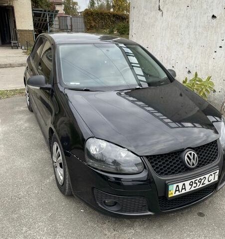 Черный Фольксваген Гольф, объемом двигателя 1.6 л и пробегом 230 тыс. км за 5200 $, фото 1 на Automoto.ua