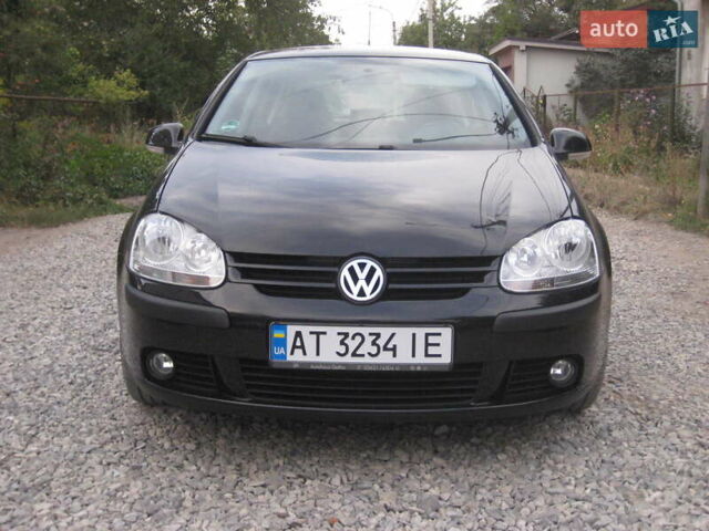 Черный Фольксваген Гольф, объемом двигателя 1.4 л и пробегом 174 тыс. км за 5999 $, фото 1 на Automoto.ua