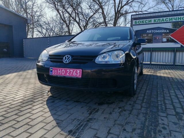 Черный Фольксваген Гольф, объемом двигателя 1.6 л и пробегом 227 тыс. км за 6200 $, фото 1 на Automoto.ua