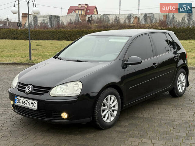 Черный Фольксваген Гольф, объемом двигателя 1.6 л и пробегом 173 тыс. км за 7000 $, фото 1 на Automoto.ua