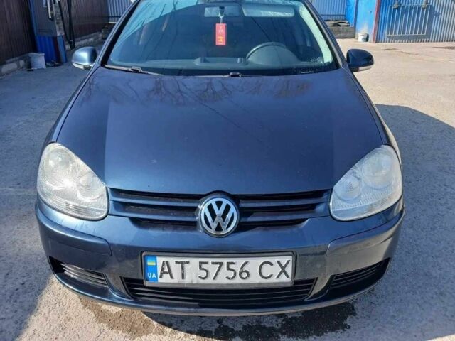 Черный Фольксваген Гольф, объемом двигателя 1.6 л и пробегом 292 тыс. км за 3200 $, фото 1 на Automoto.ua