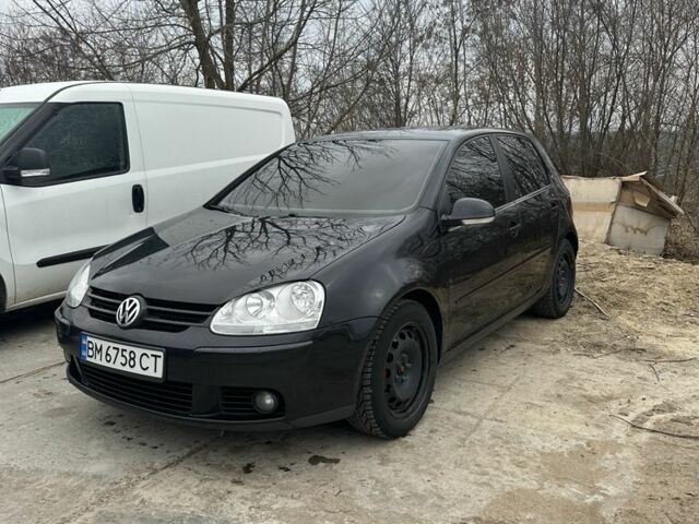 Черный Фольксваген Гольф, объемом двигателя 1.4 л и пробегом 290 тыс. км за 5800 $, фото 1 на Automoto.ua