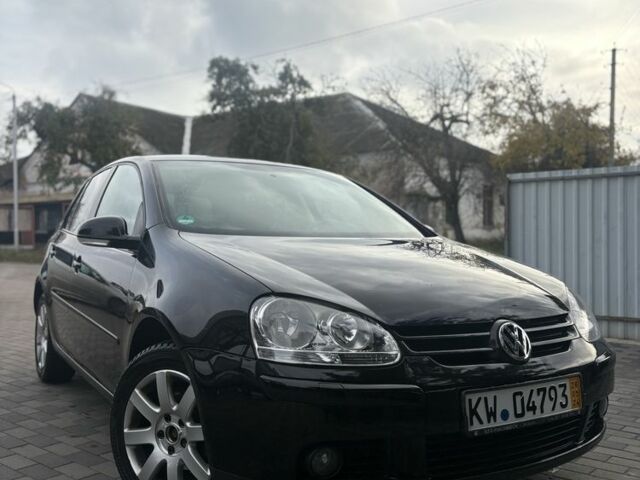 Черный Фольксваген Гольф, объемом двигателя 1.6 л и пробегом 215 тыс. км за 6500 $, фото 1 на Automoto.ua