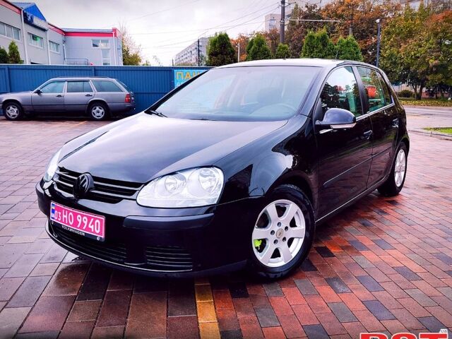 Черный Фольксваген Гольф, объемом двигателя 1.4 л и пробегом 246 тыс. км за 5500 $, фото 1 на Automoto.ua