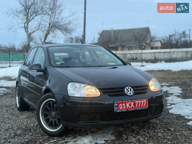 Черный Фольксваген Гольф, объемом двигателя 1.6 л и пробегом 199 тыс. км за 6250 $, фото 1 на Automoto.ua