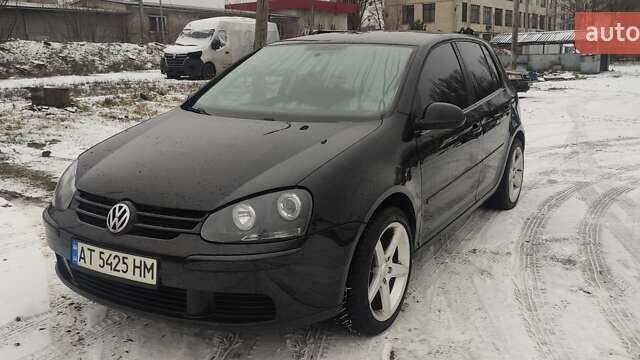 Черный Фольксваген Гольф, объемом двигателя 1.6 л и пробегом 207 тыс. км за 6200 $, фото 1 на Automoto.ua