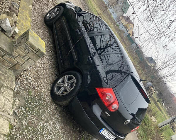 Черный Фольксваген Гольф, объемом двигателя 1.4 л и пробегом 246 тыс. км за 5500 $, фото 1 на Automoto.ua