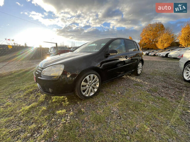 Чорний Фольксваген Гольф, об'ємом двигуна 1.4 л та пробігом 217 тис. км за 5900 $, фото 1 на Automoto.ua