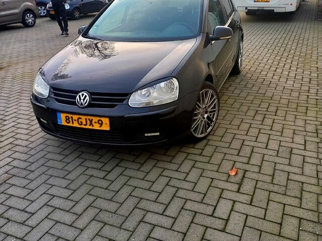 Чорний Фольксваген Гольф, об'ємом двигуна 1.4 л та пробігом 23800 тис. км за 7700 $, фото 1 на Automoto.ua