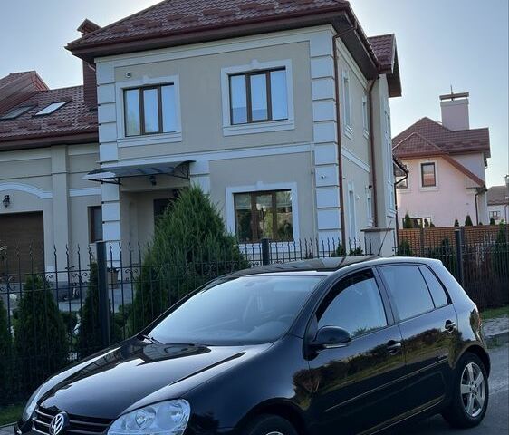 Чорний Фольксваген Гольф, об'ємом двигуна 1.6 л та пробігом 203 тис. км за 7050 $, фото 1 на Automoto.ua