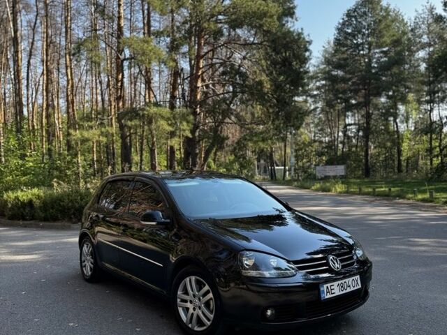 Чорний Фольксваген Гольф, об'ємом двигуна 1.4 л та пробігом 218 тис. км за 6501 $, фото 1 на Automoto.ua
