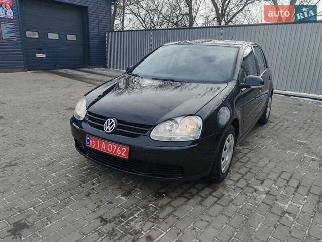 Черный Фольксваген Гольф, объемом двигателя 1.6 л и пробегом 210 тыс. км за 6000 $, фото 1 на Automoto.ua