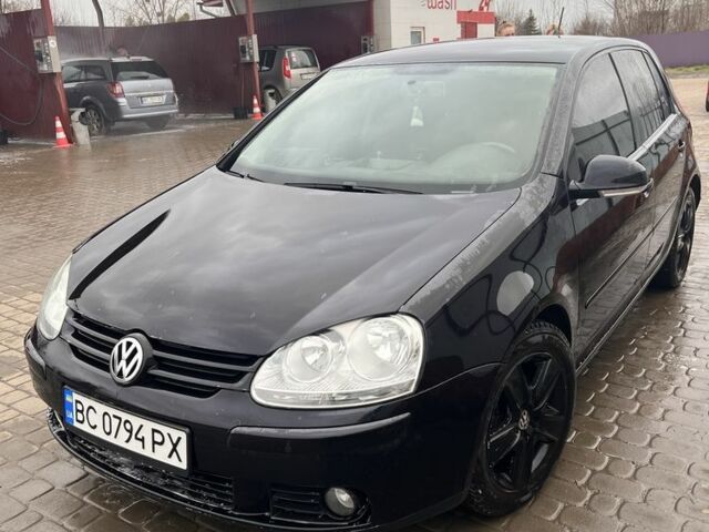 Чорний Фольксваген Гольф, об'ємом двигуна 1.4 л та пробігом 2 тис. км за 6200 $, фото 1 на Automoto.ua