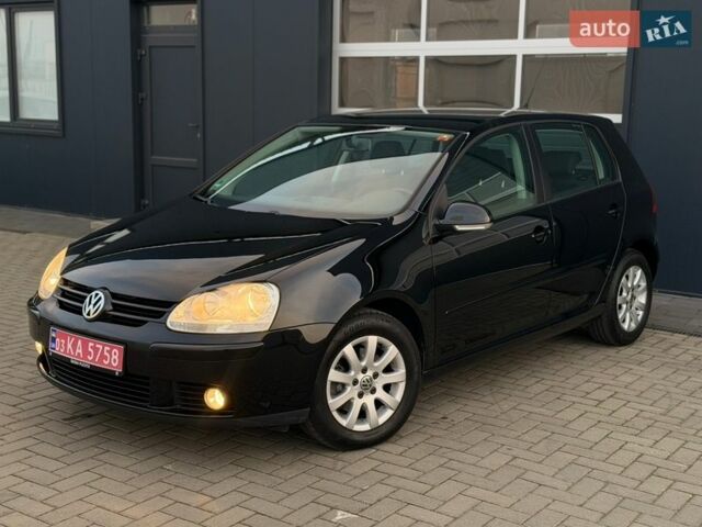 Черный Фольксваген Гольф, объемом двигателя 1.4 л и пробегом 202 тыс. км за 5999 $, фото 1 на Automoto.ua