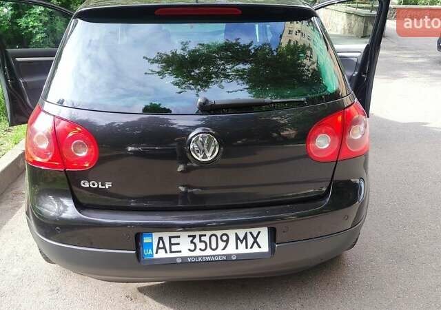 Черный Фольксваген Гольф, объемом двигателя 1.4 л и пробегом 205 тыс. км за 6500 $, фото 1 на Automoto.ua