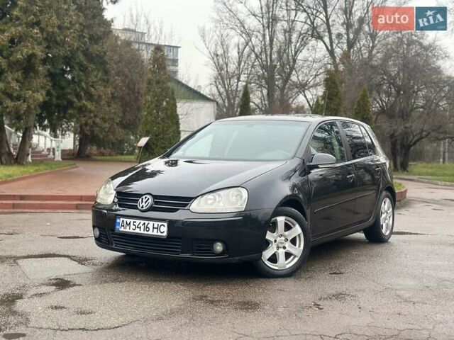 Чорний Фольксваген Гольф, об'ємом двигуна 1.4 л та пробігом 290 тис. км за 4999 $, фото 1 на Automoto.ua