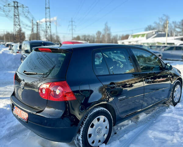 Черный Фольксваген Гольф, объемом двигателя 1.6 л и пробегом 191 тыс. км за 6700 $, фото 1 на Automoto.ua