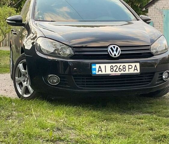 Чорний Фольксваген Гольф, об'ємом двигуна 1.4 л та пробігом 300 тис. км за 6000 $, фото 1 на Automoto.ua