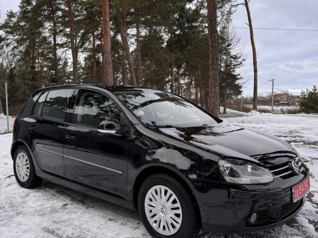 Черный Фольксваген Гольф, объемом двигателя 0 л и пробегом 187 тыс. км за 6000 $, фото 1 на Automoto.ua