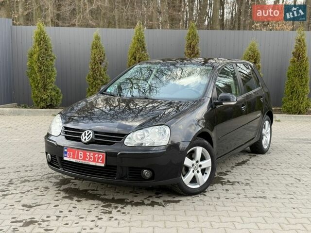 Черный Фольксваген Гольф, объемом двигателя 1.4 л и пробегом 250 тыс. км за 5500 $, фото 1 на Automoto.ua