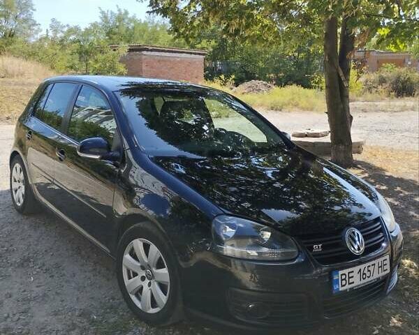 Черный Фольксваген Гольф, объемом двигателя 1.39 л и пробегом 197 тыс. км за 6600 $, фото 1 на Automoto.ua