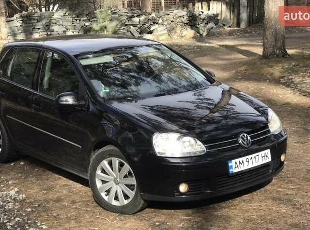 Черный Фольксваген Гольф, объемом двигателя 1.6 л и пробегом 310 тыс. км за 6300 $, фото 1 на Automoto.ua