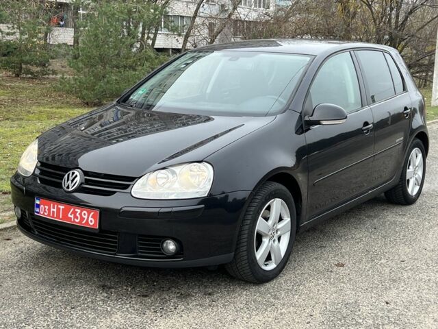 Черный Фольксваген Гольф, объемом двигателя 1.6 л и пробегом 167 тыс. км за 6999 $, фото 1 на Automoto.ua