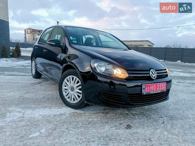 Черный Фольксваген Гольф, объемом двигателя 0 л и пробегом 223 тыс. км за 6999 $, фото 1 на Automoto.ua