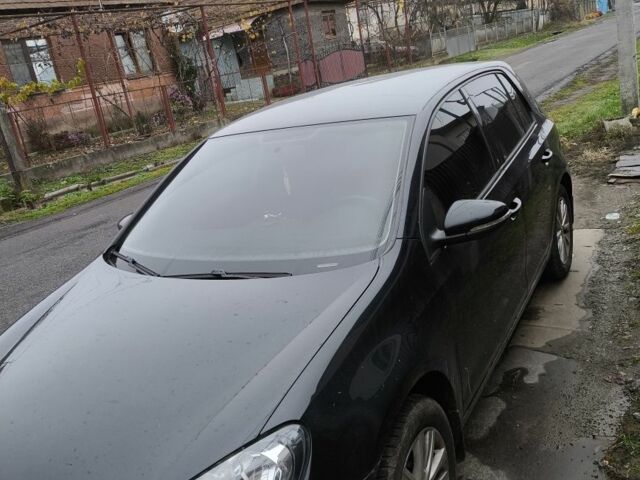 Черный Фольксваген Гольф, объемом двигателя 0 л и пробегом 210 тыс. км за 8000 $, фото 1 на Automoto.ua