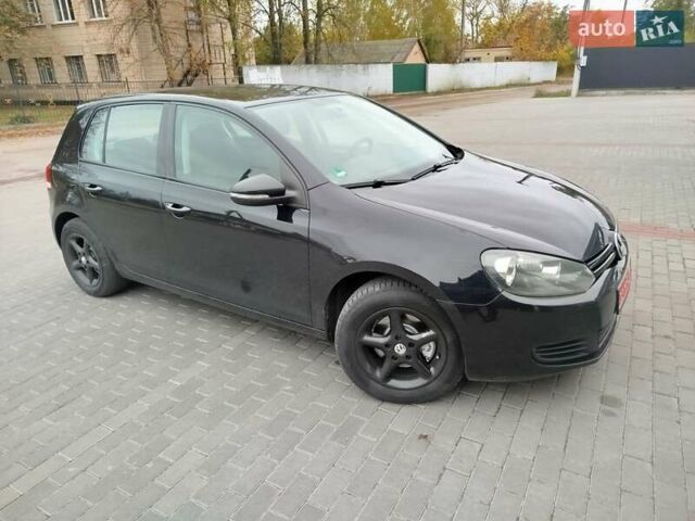 Черный Фольксваген Гольф, объемом двигателя 1.4 л и пробегом 228 тыс. км за 6800 $, фото 1 на Automoto.ua