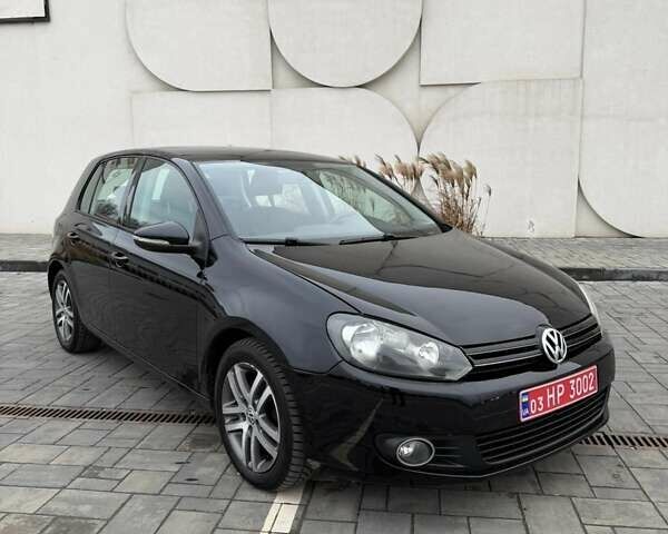 Черный Фольксваген Гольф, объемом двигателя 1.4 л и пробегом 227 тыс. км за 8200 $, фото 1 на Automoto.ua