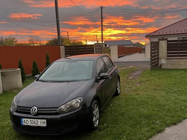 Черный Фольксваген Гольф, объемом двигателя 1.6 л и пробегом 270 тыс. км за 6700 $, фото 1 на Automoto.ua