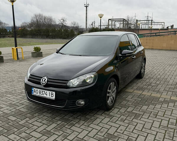 Черный Фольксваген Гольф, объемом двигателя 1.39 л и пробегом 241 тыс. км за 7500 $, фото 1 на Automoto.ua
