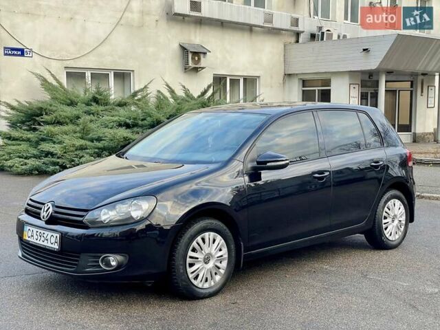Черный Фольксваген Гольф, объемом двигателя 1.6 л и пробегом 247 тыс. км за 7950 $, фото 1 на Automoto.ua