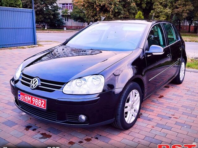Черный Фольксваген Гольф, объемом двигателя 1.4 л и пробегом 252 тыс. км за 5599 $, фото 1 на Automoto.ua