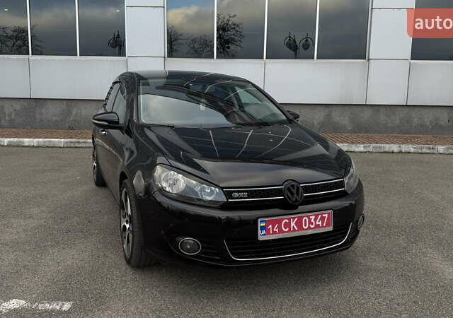 Черный Фольксваген Гольф, объемом двигателя 1.39 л и пробегом 256 тыс. км за 7799 $, фото 1 на Automoto.ua