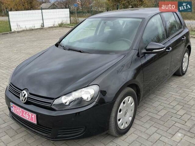 Черный Фольксваген Гольф, объемом двигателя 1.6 л и пробегом 187 тыс. км за 7800 $, фото 1 на Automoto.ua