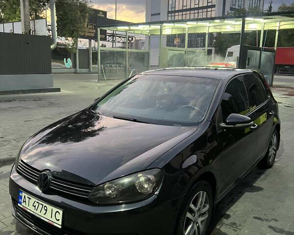 Черный Фольксваген Гольф, объемом двигателя 1.6 л и пробегом 292 тыс. км за 7200 $, фото 1 на Automoto.ua