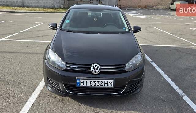 Черный Фольксваген Гольф, объемом двигателя 1.6 л и пробегом 209 тыс. км за 7700 $, фото 1 на Automoto.ua