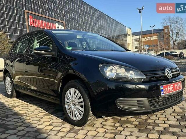 Черный Фольксваген Гольф, объемом двигателя 1.4 л и пробегом 197 тыс. км за 7299 $, фото 1 на Automoto.ua