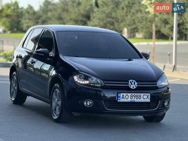 Черный Фольксваген Гольф, объемом двигателя 1.6 л и пробегом 268 тыс. км за 7700 $, фото 1 на Automoto.ua