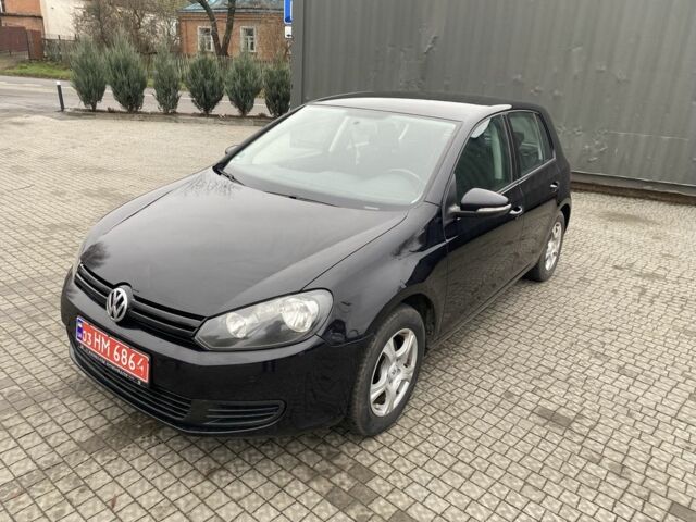 Черный Фольксваген Гольф, объемом двигателя 1.4 л и пробегом 237 тыс. км за 7300 $, фото 1 на Automoto.ua