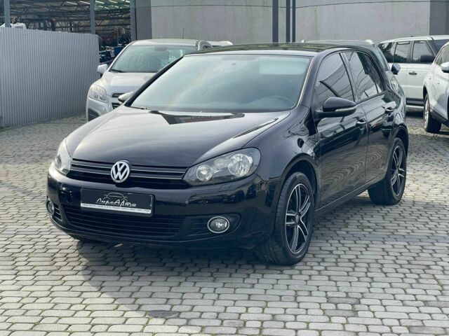 Черный Фольксваген Гольф, объемом двигателя 1.6 л и пробегом 196 тыс. км за 7950 $, фото 1 на Automoto.ua