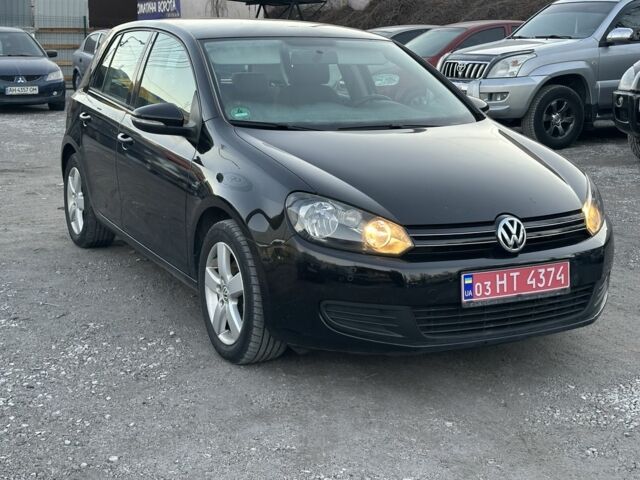 Черный Фольксваген Гольф, объемом двигателя 1.6 л и пробегом 155 тыс. км за 7700 $, фото 1 на Automoto.ua